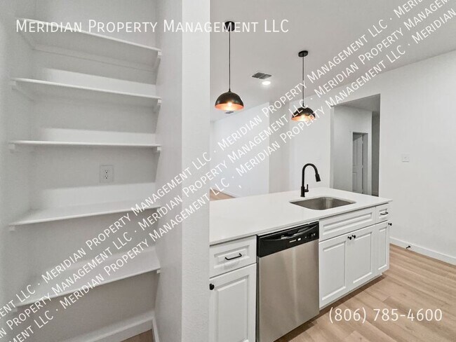 Photo - 5805 URBANA-