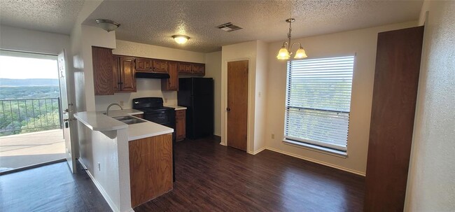 Building Photo - 21465 Coyote Trail Rental