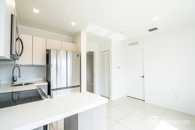 Photo - 122 Bay Dr E Unit 122