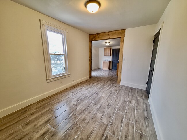 Photo - 260 S Spruce St Unit 201