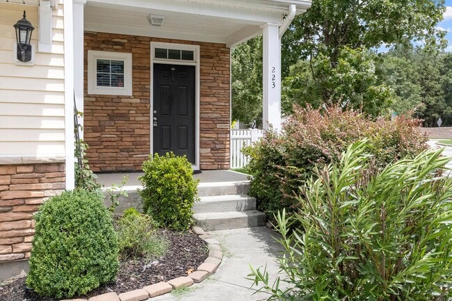Photo - Charming 4 Bed/2.5 Bath home in Morrisville, NC