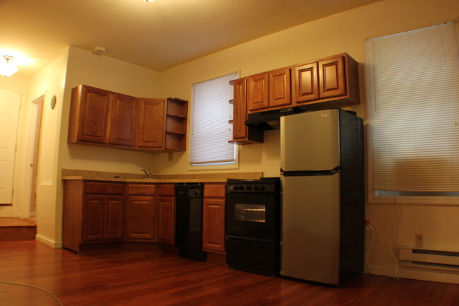 Photo - 1314 Walnut St Apartments Unit 3R