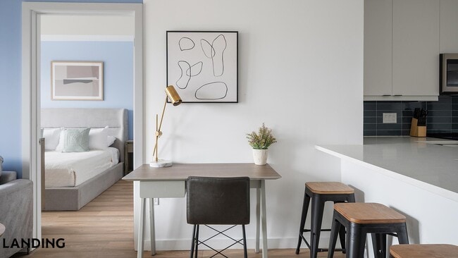 Photo - 1801 Patterson St Unidad 703