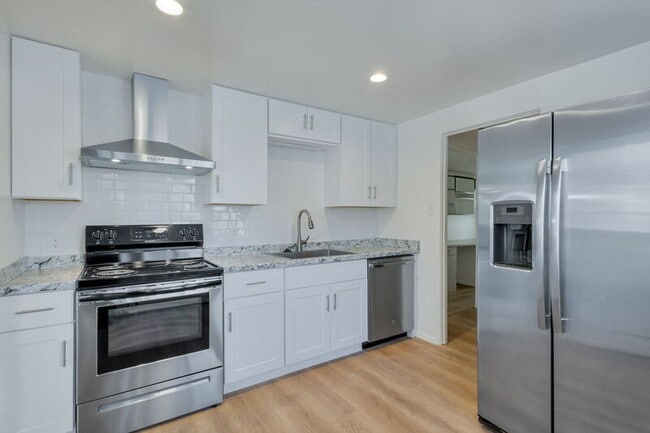 Photo - 6855 Reno Dr