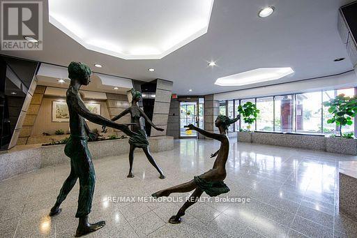 Photo - 2460 Eglinton Ave E Unité 414