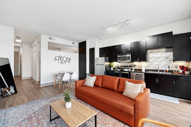 2922 Elm St Unit SI ID1289462P