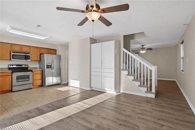 Photo - 3209 Barrington Dr