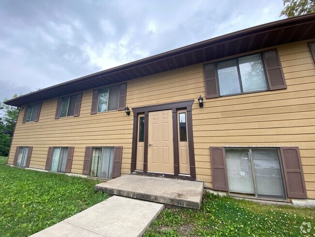 Building Photo - 332 Friendship St Unit #03 Rental
