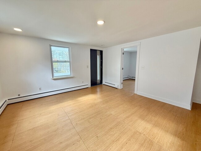 Photo - 261 Hillside Ave Unit 2