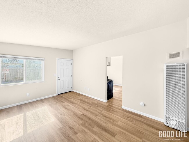 Photo - S Myers St (1128-30) Unit 1128 S Myers St