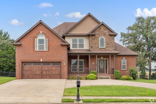 Building Photo - Pet Friendly Four Bedroom with Bonus! Rental