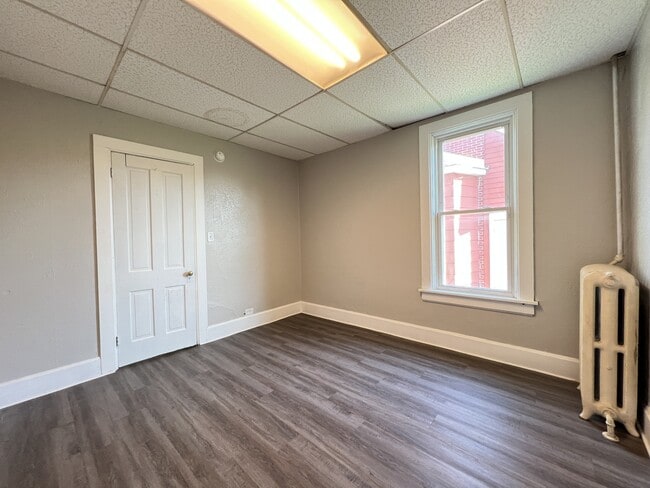 Photo - 1008 Rhomberg Ave Unit #1