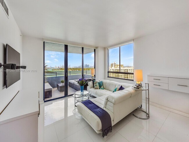 Photo - 1330 West Ave Unit 1701