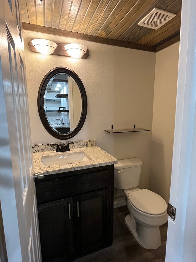 Photo - 1232 Apple Glen St