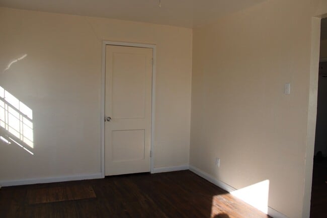 Photo - Close to Tinker * Promo First Full Month Free!