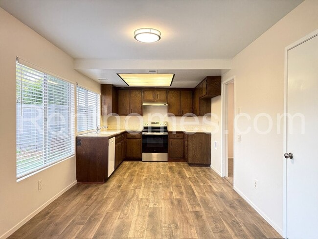 Photo - 13322 Thunderhead St