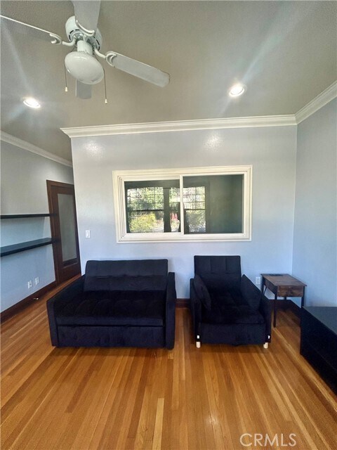 Photo - 2121 James M Wood Blvd Unidad 121