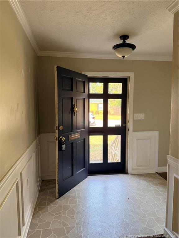 Photo - 3119 Baker St