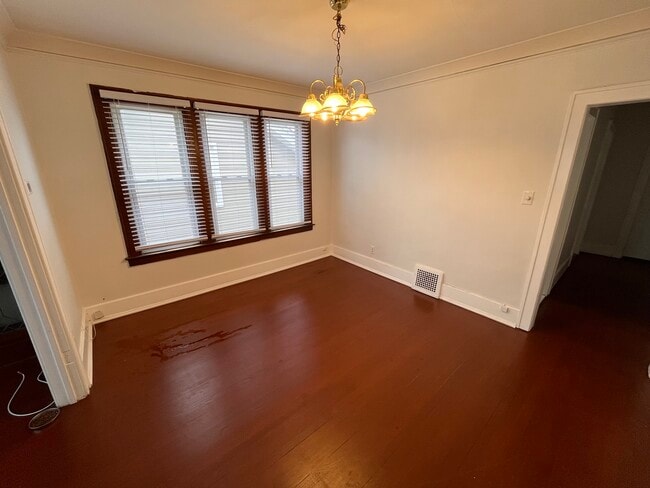 Photo - 1333 Beaconsfield Ave Unidad 1333