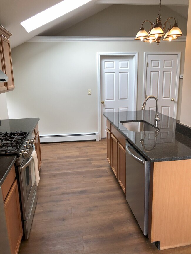 Photo - 24 Chester St Unit 3rd Floor