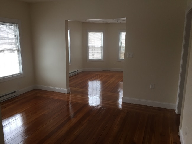 Photo - 5 N Worcester St