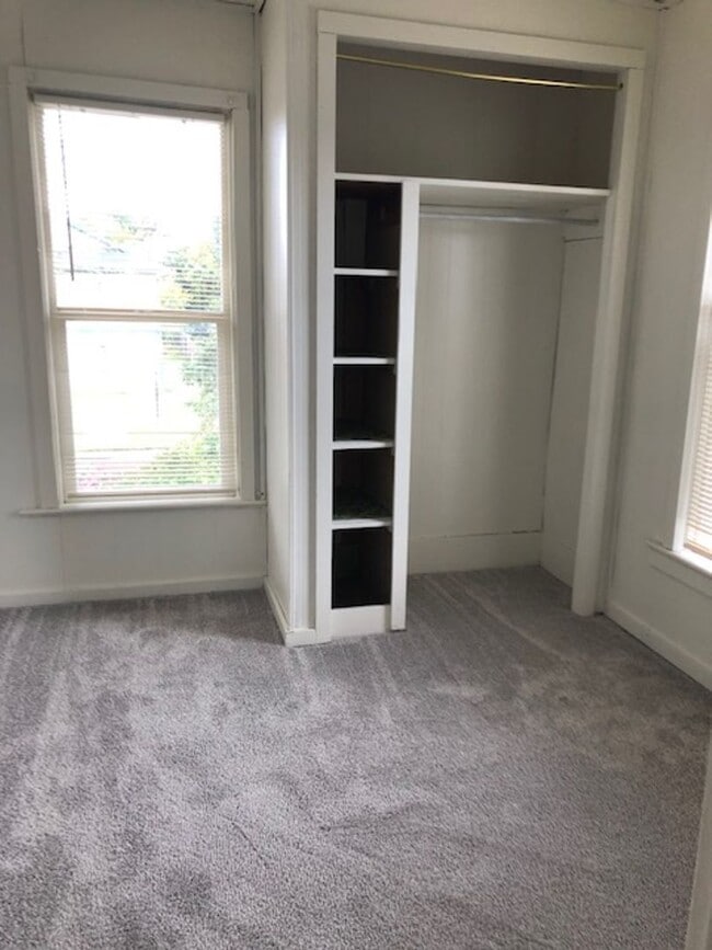 Photo - 27 8th Ave W Unit 2