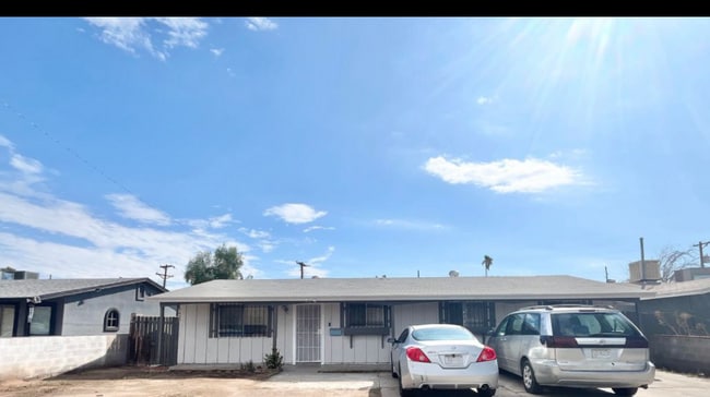 Photo - 2819 N 48th Ln