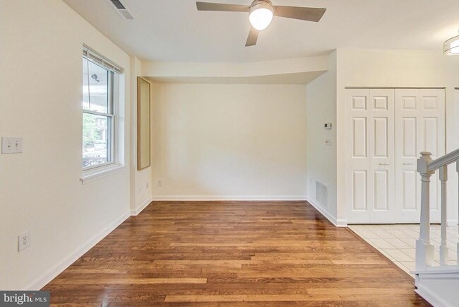 Photo - 1749 L St NE