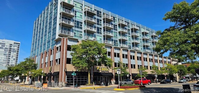 Building Photo - 100 W Fifth St Unit 406