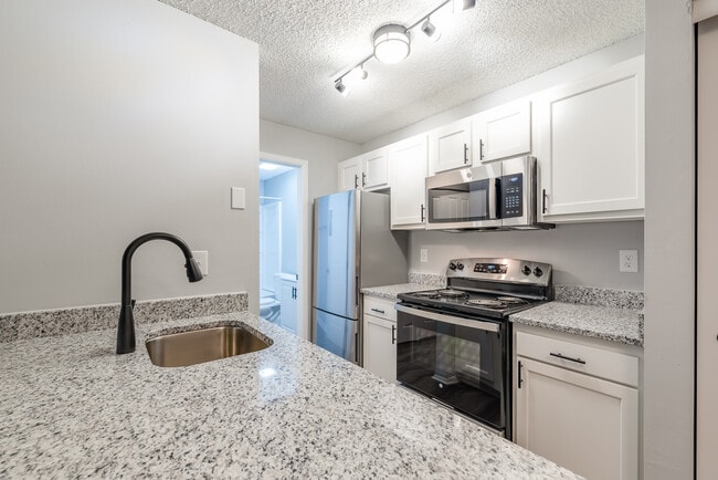 Photo - Kilborough Apartments