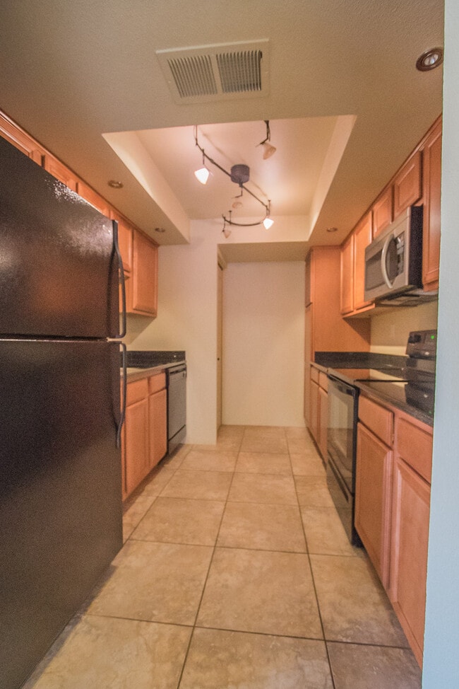 Photo - Upgraded Condo near Oldtown