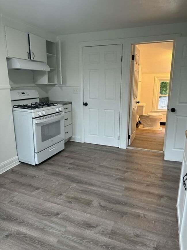 Photo - 255 Blakeslee St Unit 255 Blakeslee - Up