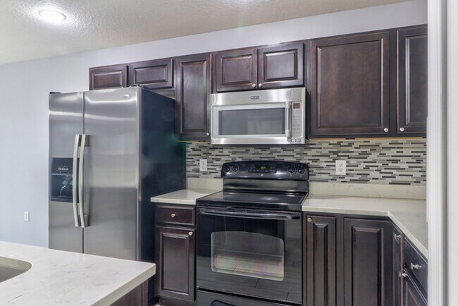 Photo - 4441 Ashburn Square Dr