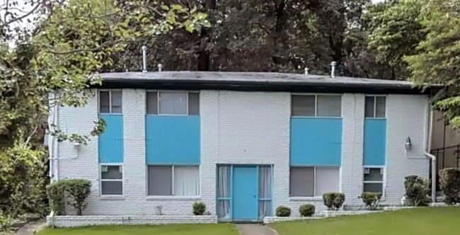 Building Photo - Jefferson Park Gem (2 Bedroom Available Now) Unit 4