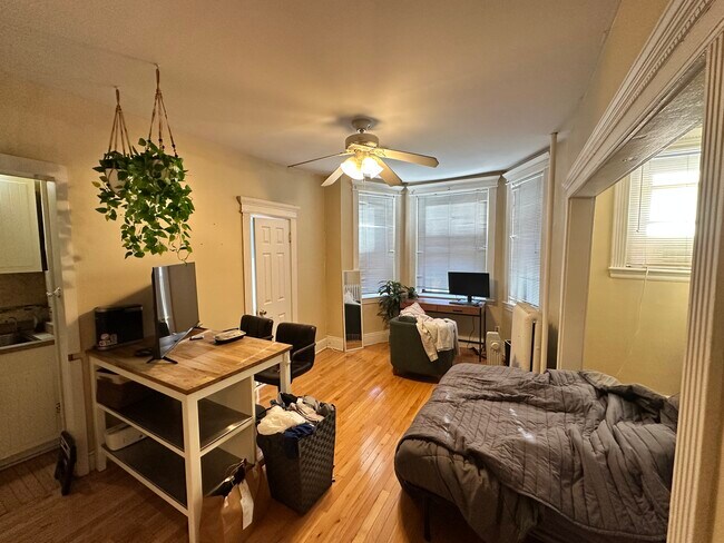 65 Burbank St Unit 12