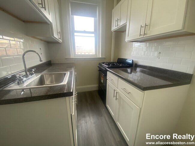 Photo - 1175 Boylston St Unit 24