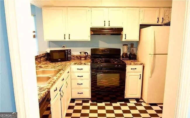 Photo - 852 Glynn Oaks Dr