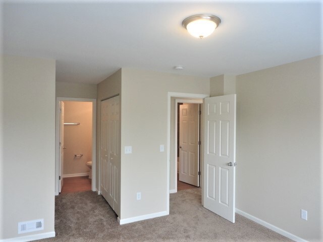 Photo - 21660 Inverness Dr