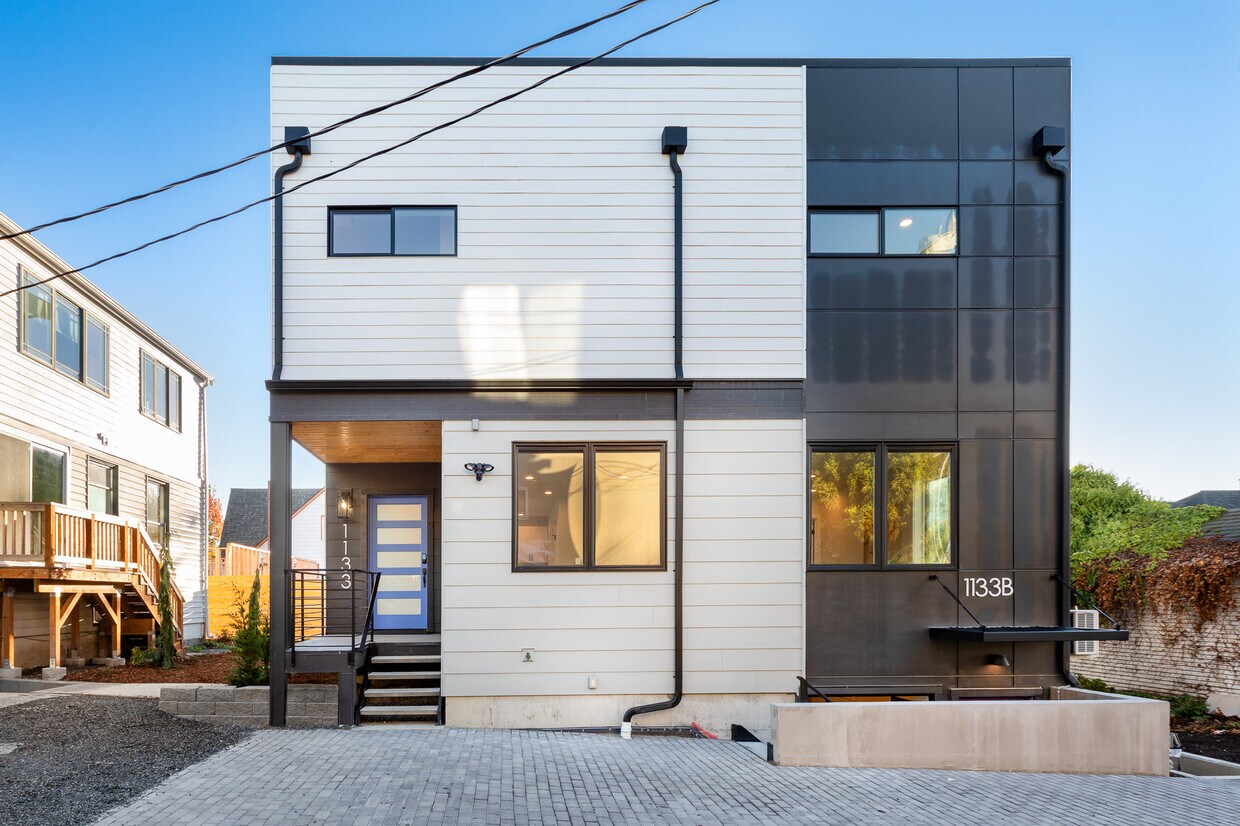 Photo - 1133 NW 61st St (Seattle, WA)