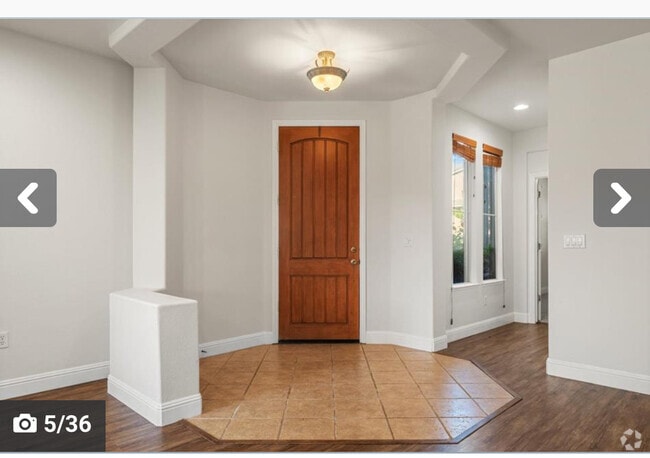 Building Photo - 208 Gamay Pl Rental