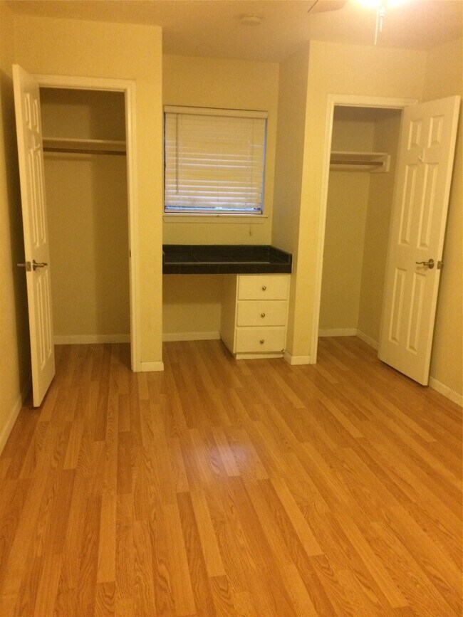 Photo - 4306 Avenue A Unit 108