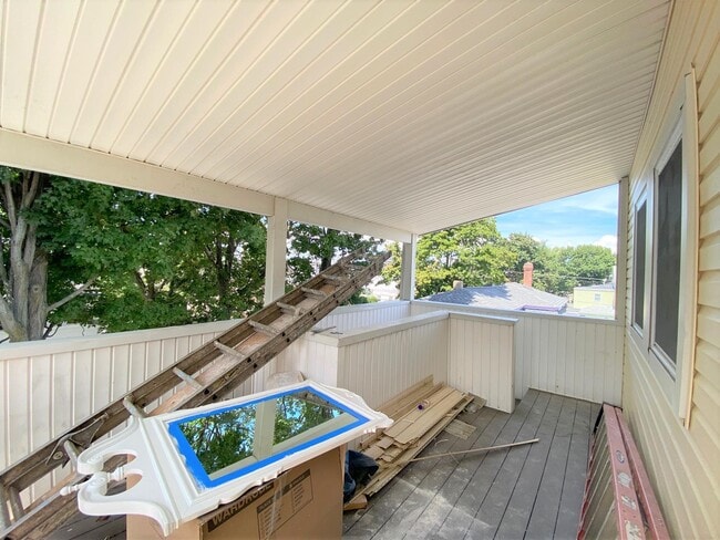 Building Photo - 66 Dudley St Unit 1