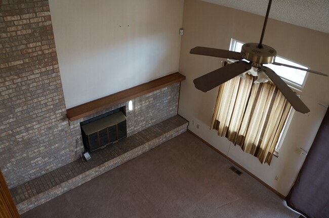 Photo - 7565 Hickorywood Dr