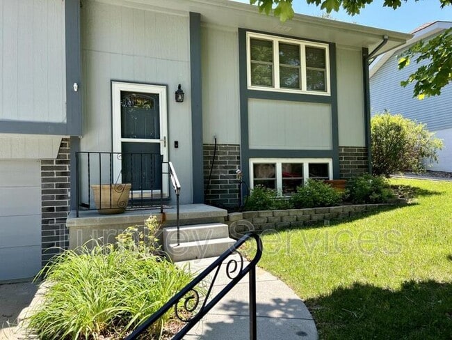 Photo - 13309 S 35th Ave