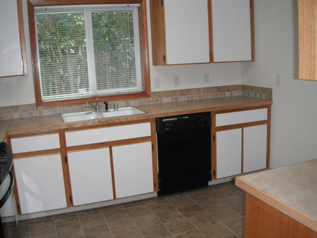 Photo - Charming Single-Level Home in Desirable Felida – 4 Bed, 2 Bath