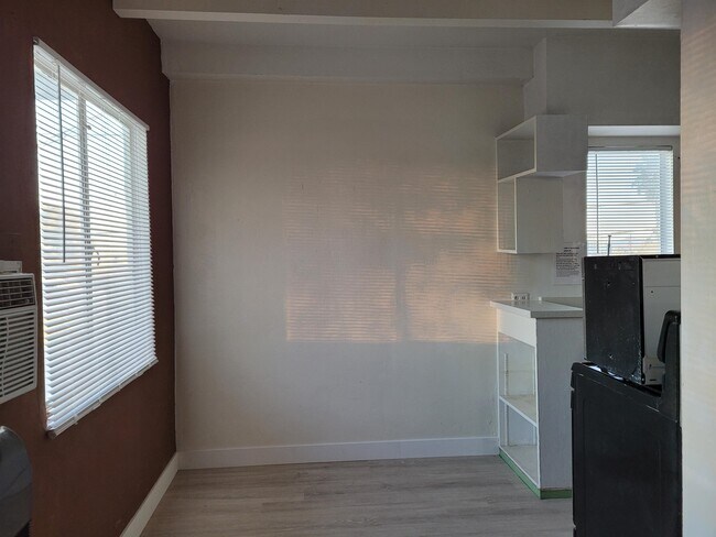 Photo - 411 S 11th St