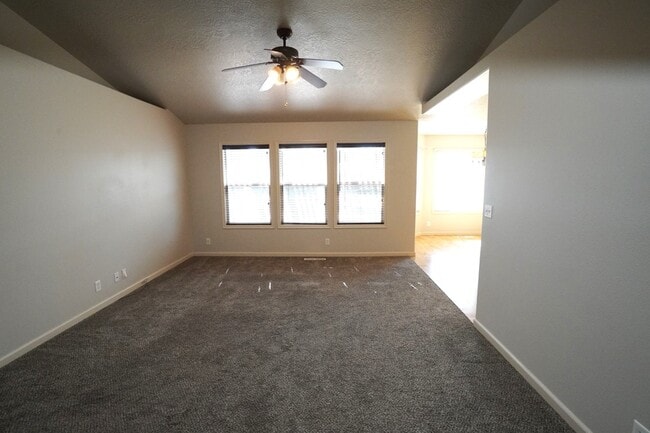 Photo - 1445 W Silver Salmon Dr