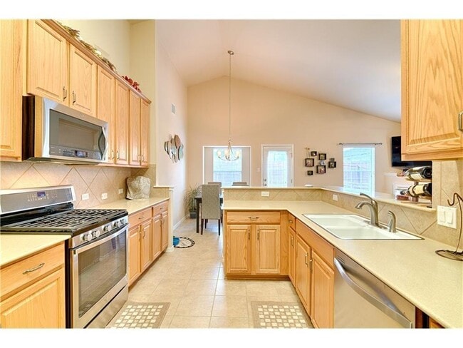 Photo - 3321 Tavistock Dr