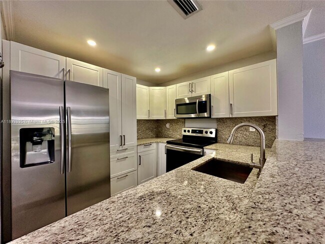 Photo - 15430 SW 82nd Ln Condo Unit 633