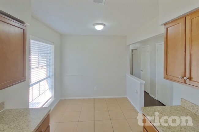 706 Waikiki Dr